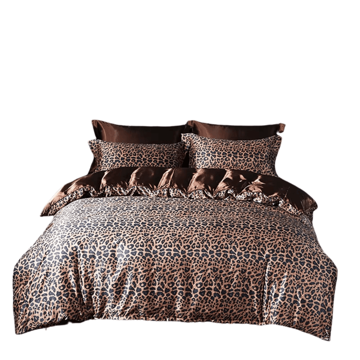 Luxury satin bedding set with leopard print duvet cover and pillowcases
