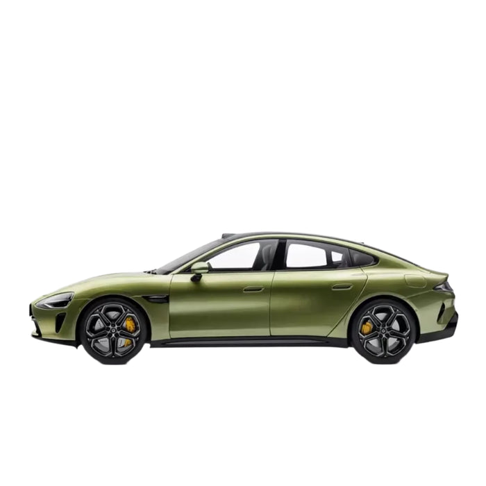 SU7 1:18 Green Alloy Car Model – Four Fully Open Doors, Rubber Seats