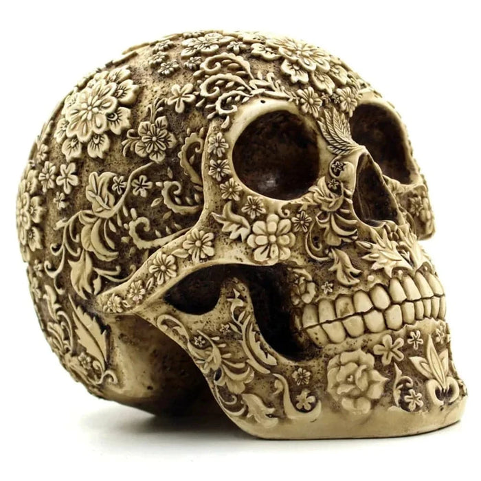Modern Resin Skull Statue Retro Home Decor, Creative Art Carving, Halloween Gifts, Sculptures (001) - Unique and detailed resin skull statue for retro home decor