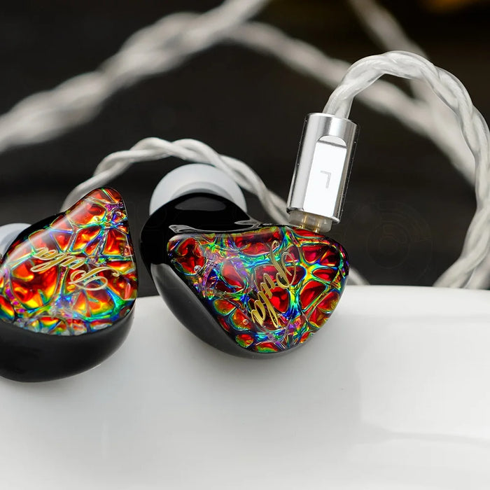 Studio-Quality 1DD+4BA IEMs with Balanced 2.5mm Jack