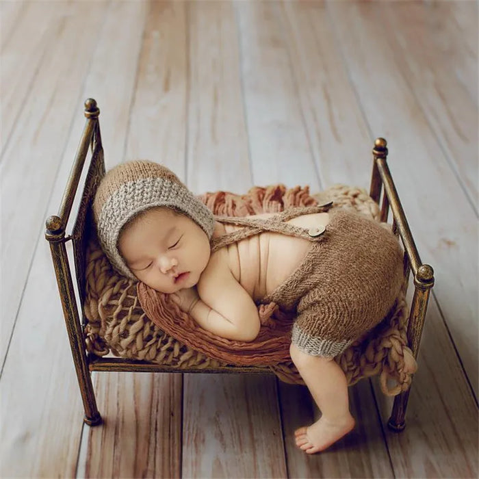 Brown Vintage Metal Baby Bed for Newborn Photography Props