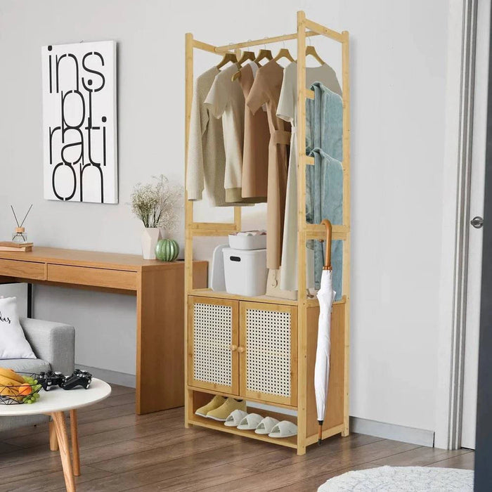Natural wood bamboo clothes stand with a weight capacity of 100 kg
