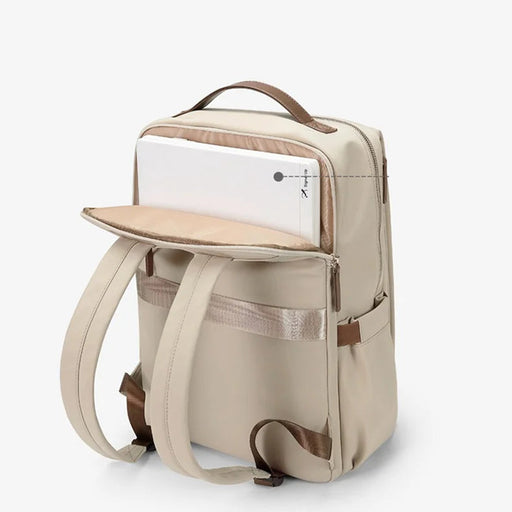 Stylish and Functional Women's Backpack with Durable and Waterproof Oxford Textiles