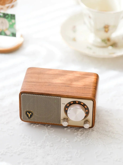 Portable Wooden Bluetooth Speaker with FM Radio and Stereo Subwoofer