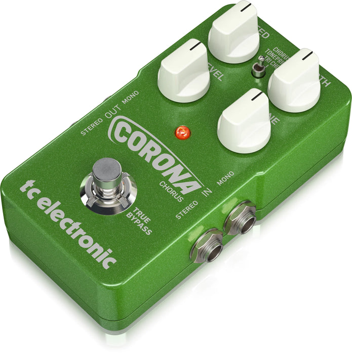 Stereo Chorus Pedal with Dual Effects and TonePrint Support