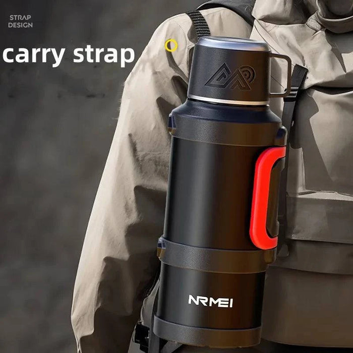 Convenient Design: Foldable handle with a strap for easy carrying