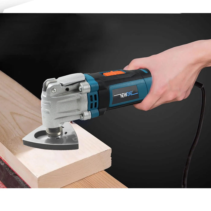 Powerful 600W oscillating tool with easy blade change feature