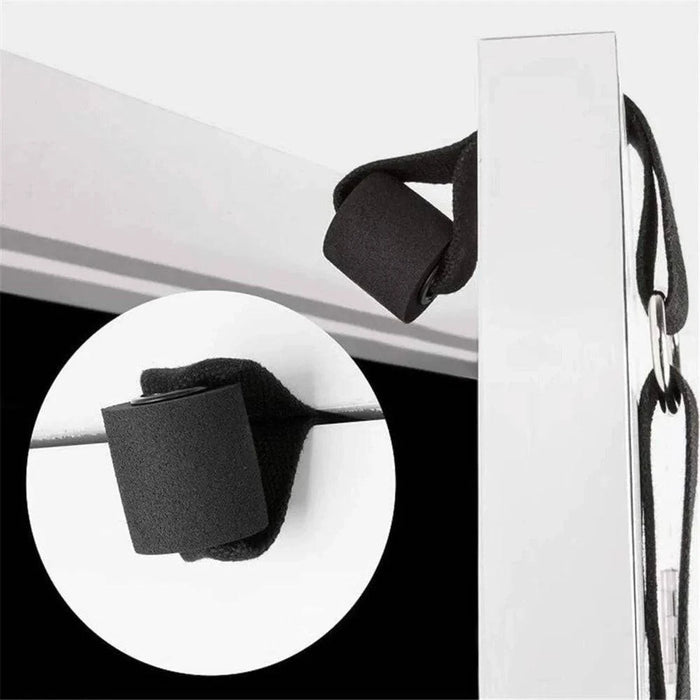 Stylish black color adds a touch of elegance to your workout gear