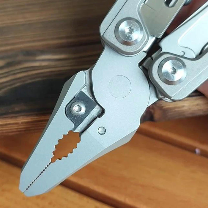 Portable Titanium Alloy Multi-tool for Outdoors