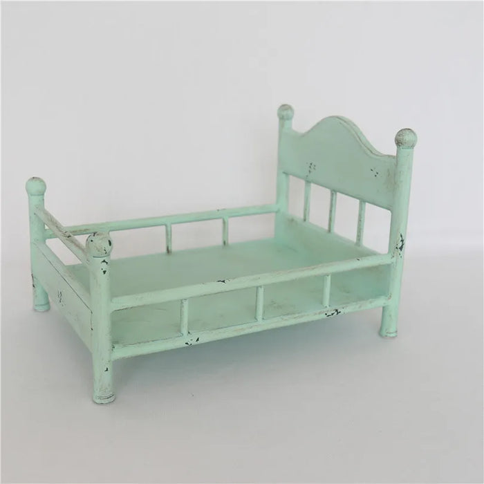 Green Vintage Metal Baby Bed for Newborn Photography Props