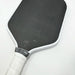 Ergonomic Grip Design with 14 cm grip length and 11 cm circumference