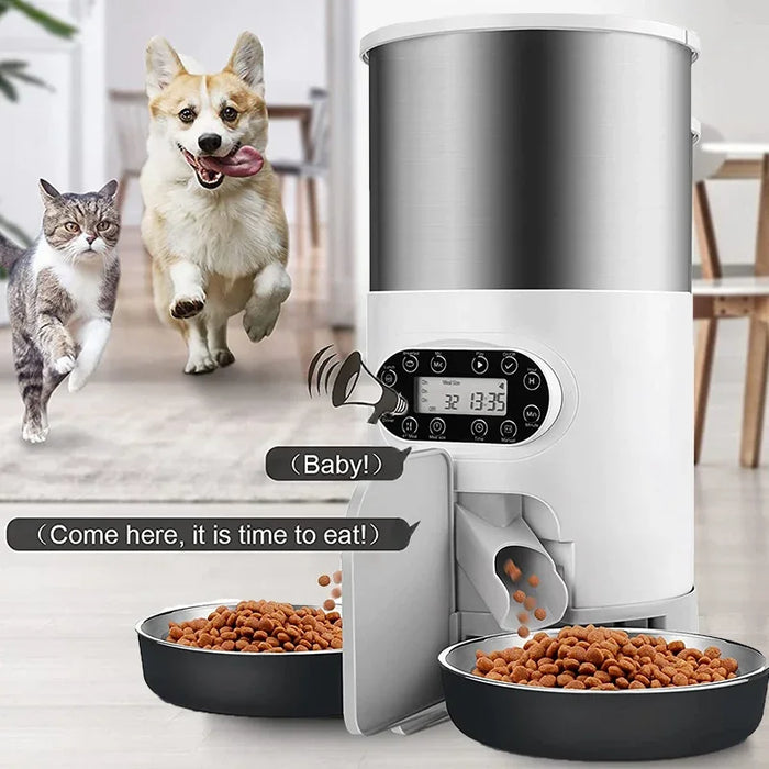 Customizable feeding options for single or dual-bowl configuration