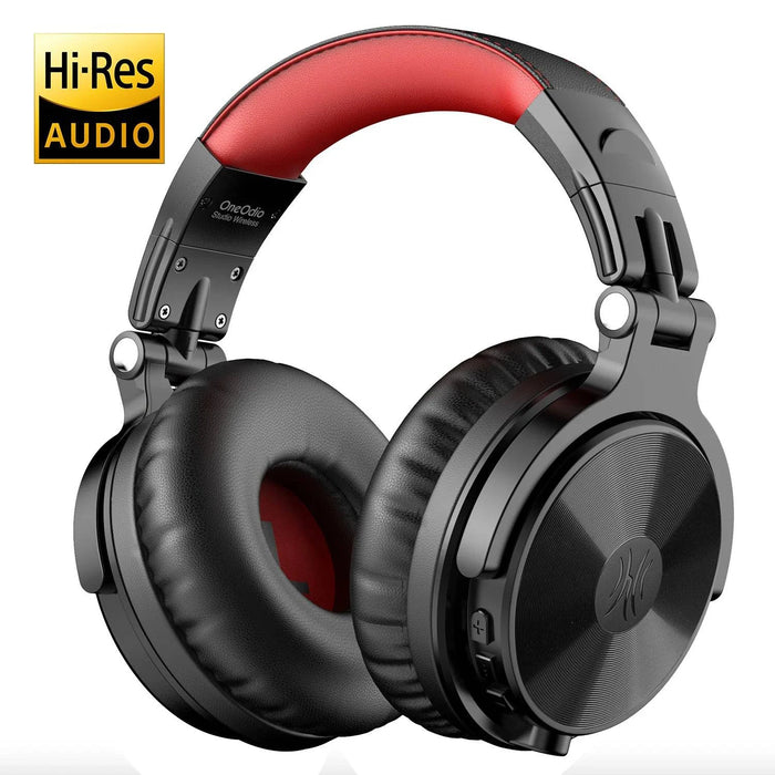 Built-in Microphone for hands-free calls and voice commands, offering convenience and ease of use