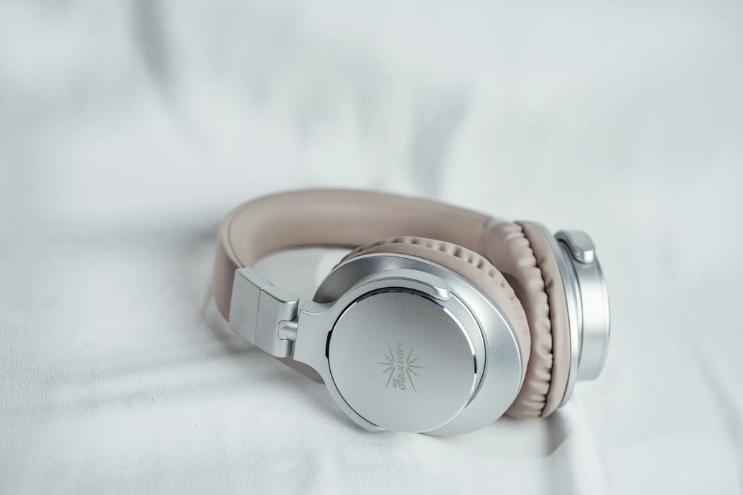 Wired DJ Monitor Headphones with 40mm Driver & Studio Tuning