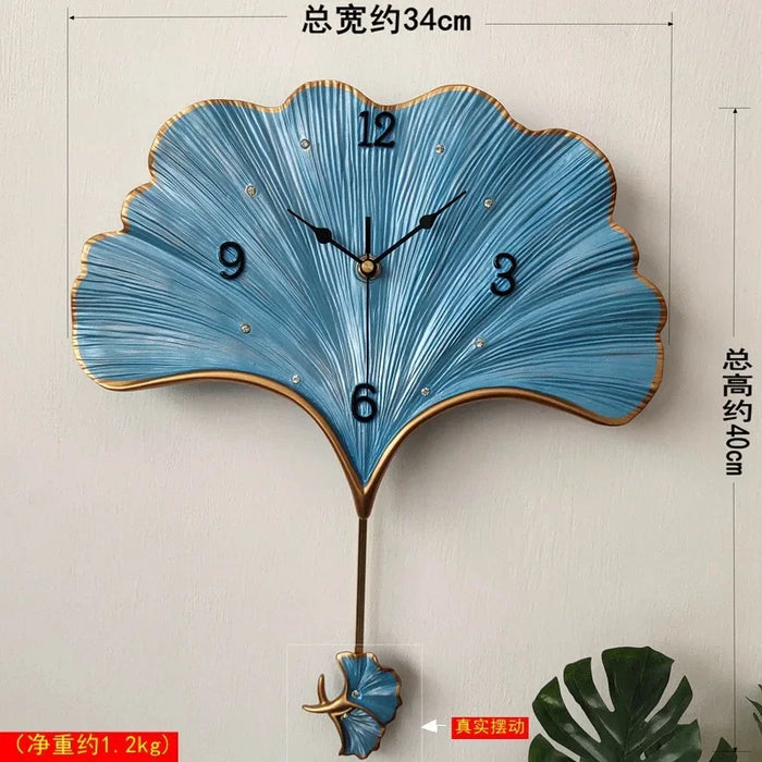 Minimalist Resin Wall Clock – Elegant Ginkgo Leaf Decor