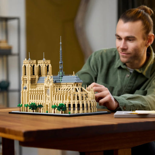 Educational model kit enhancing fine motor skills, spatial awareness, and creativity